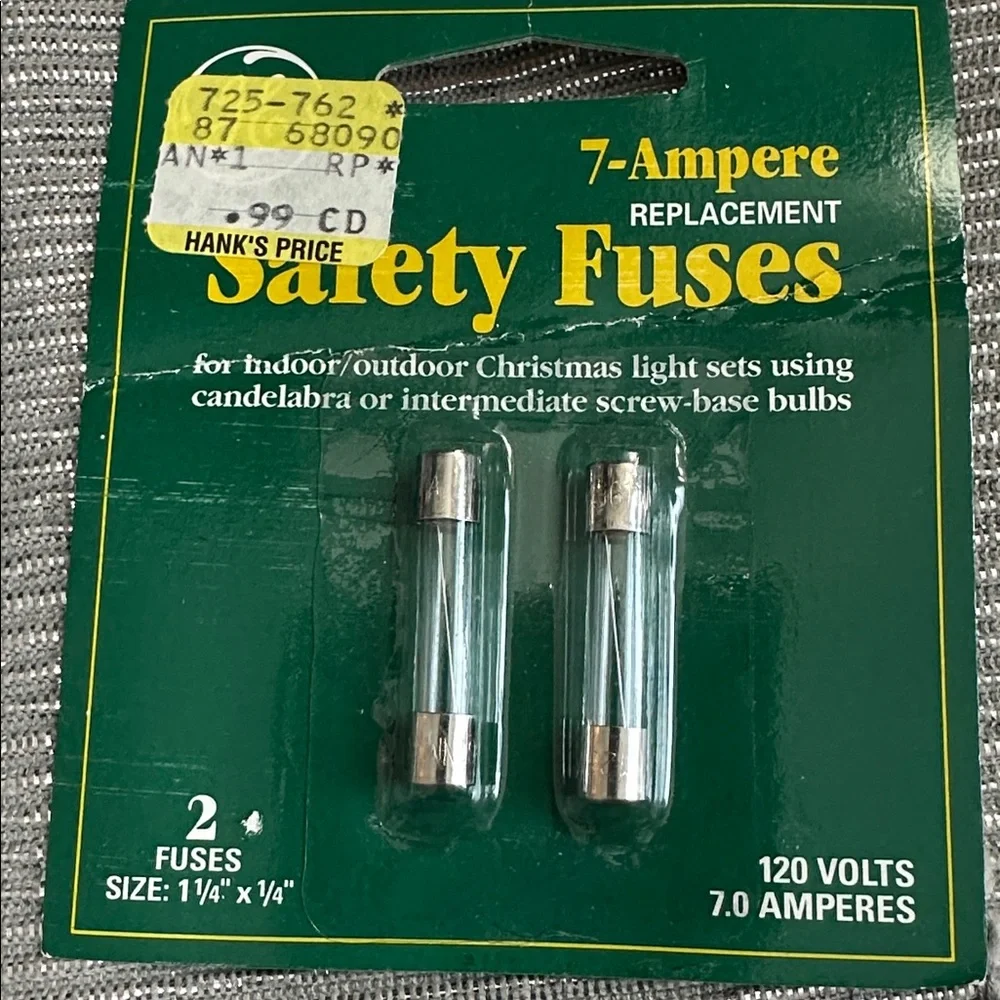 Vintage‎ Christmas Replacement Bulbs C 7 1/2 (5) C7 (1) And 2 120 Volts Fuses